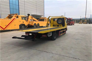 温泉非事故拖车