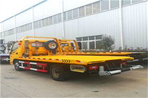 温泉附近拖车救援搭电